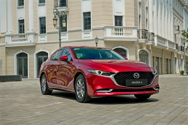 Top 4 xe sedan cỡ C bán chạy nhất tháng 9/2026: Mazda3 tiếp tục dẫn đầu.