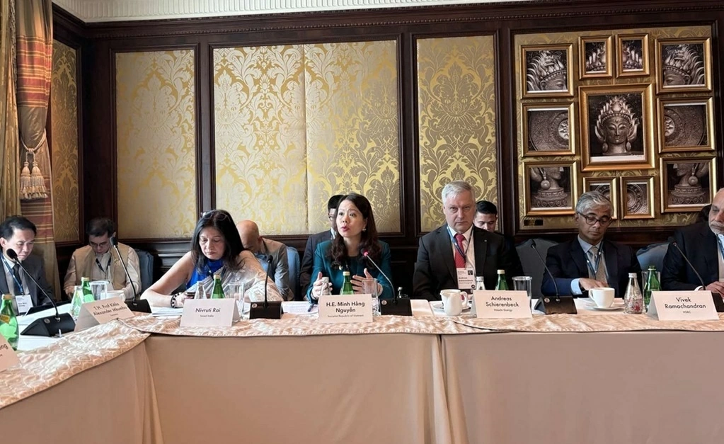 Thứ trưởng Ngoại giao Nguyễn Minh Hằng tham dự Diễn đàn Kinh tế mới Bloomberg năm 2026 tại Ấn Độ