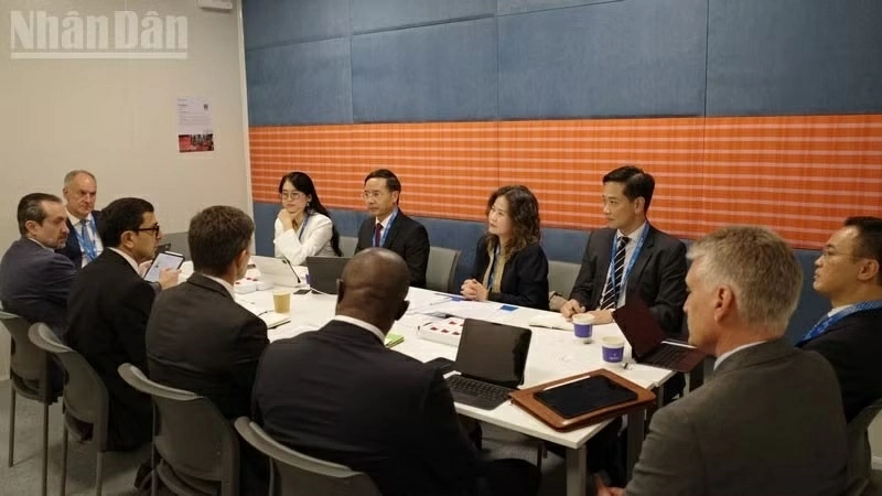 Ngân hàng Nhà nước góp phần củng cố quan hệ giữa Việt Nam với IMF và WBG Ngân hàng Nhà nước góp phần củng cố quan hệ giữa Việt Nam với IMF và WBG
