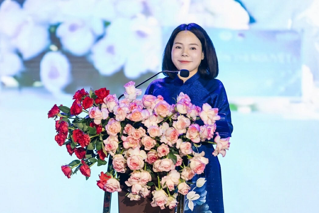 TS. Trịnh Thị Thu Hà, Bí thư Đảng ủy, Hiệu trưởng Trường Cao đẳng Thương mại và Du lịch Hà Nội phát biểu tại chương trình.