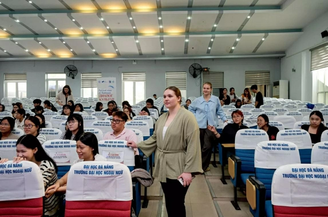 Dự án quốc tế “Tiếng Nga tại Việt Nam: Đối thoại giữa các nền văn hóa”: Chặng đường xuyên Việt thúc đẩy hợp tác giáo dục giữa hai nước