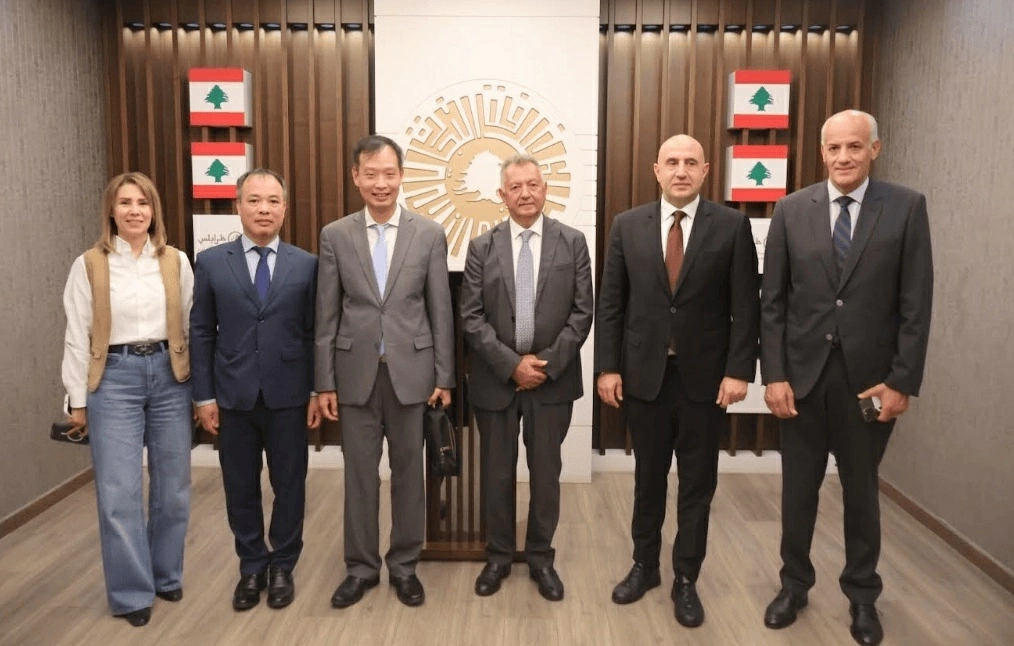 Đại sứ Nguyễn Nam Dương trình Thư ủy nhiệm lên Tổng thống Lebanon