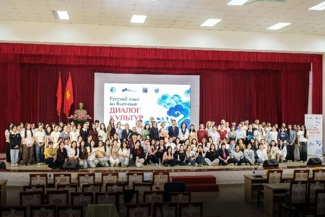 Dự án quốc tế “Tiếng Nga tại Việt Nam: Đối thoại giữa các nền văn hóa”: Chặng đường xuyên Việt thúc đẩy hợp tác giáo dục giữa hai nước