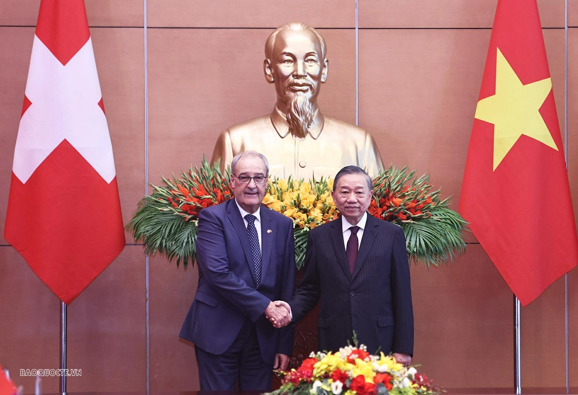 Sau lễ đón, hai nhà lãnh đạo tiến hành hội đàm. (Ảnh: Thành Long)