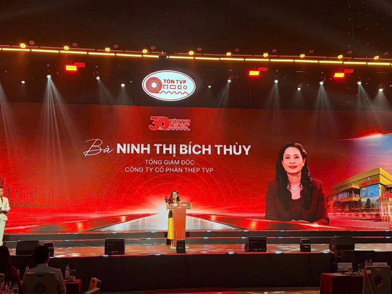 Thép TVP đón nhận Huân chương Lao động hạng Nhất, khẳng định hành trình 30 năm phát triển