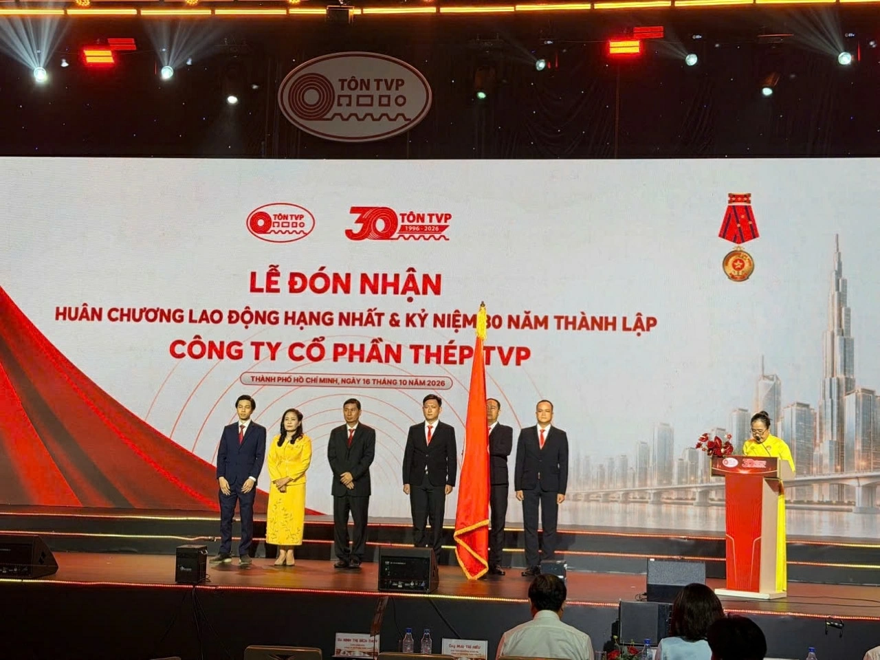 Thép TVP đón nhận Huân chương Lao động hạng Nhất, khẳng định hành trình 30 năm phát triển