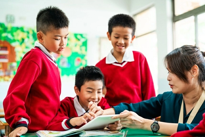 Tạo không gian trao đổi cho giáo viên giảng dạy tiếng Anh trong kỷ nguyên AI