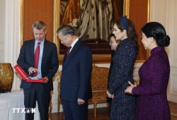 Tổng Bí thư, Chủ tịch nước Tô Lâm nhận Huân chương cao quý của Vương quốc Đan Mạch