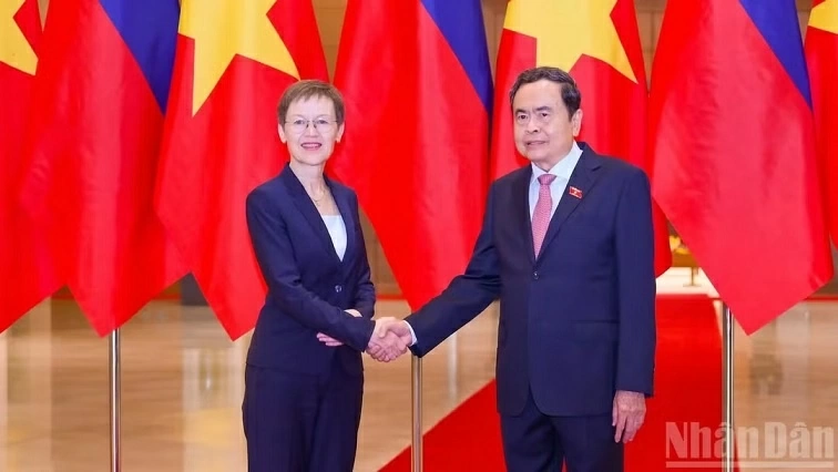 Chủ tịch Quốc hội Trần Thanh Mẫn hội kiến Thủ tướng Liechtenstein