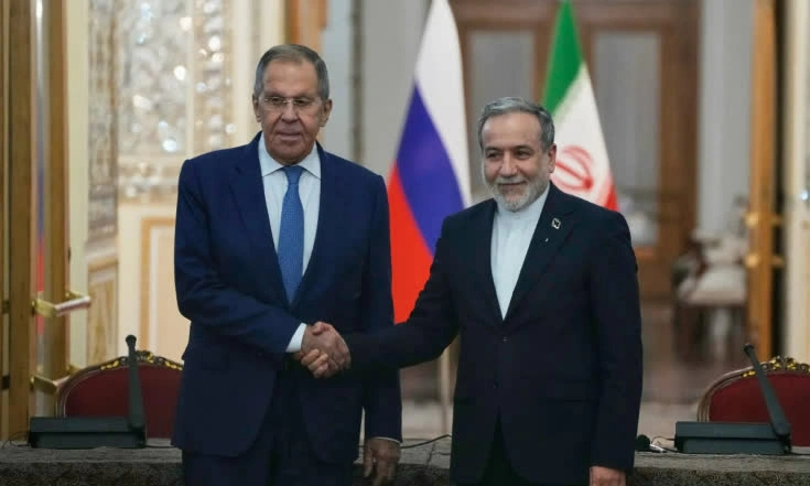 Iran ủng hộ sáng kiến an ninh khu vực không có sự hiện diện của lực lượng nước ngoài Iran ủng hộ sáng kiến an ninh khu vực không có sự hiện diện của lực lượng nước ngoài