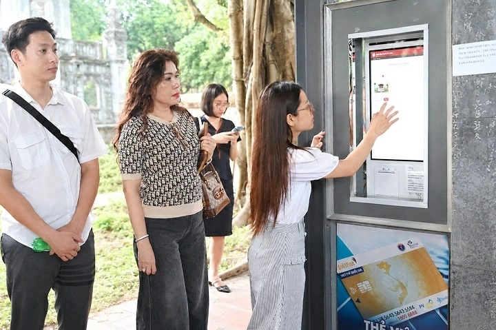 Văn Miếu – Quốc Tử Giám đẩy mạnh chuyển đổi số du lịch