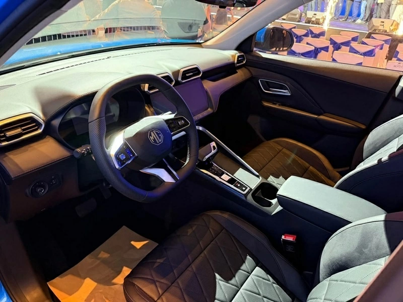 Khoang nội thất của MG ZS Hybrid+.