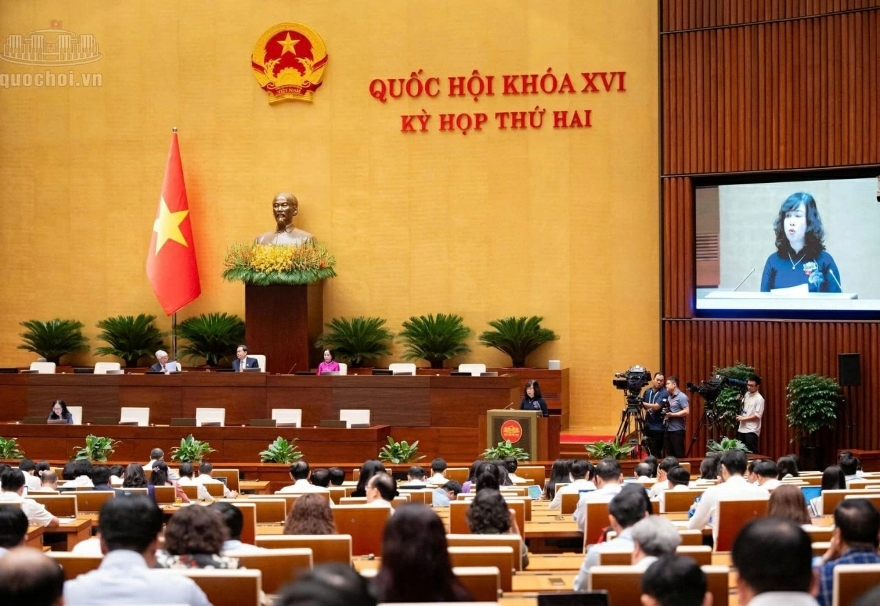 2.43. Kỳ họp thứ 2, Quốc hội khóa XVI: Mở đường cho phát triển
