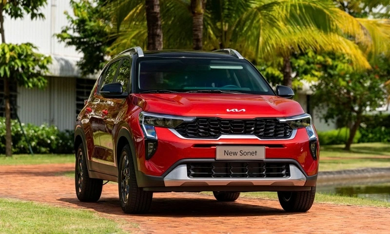 Kia Sonet 1.5L AT hiện được chào bán với giá 436 triệu đồng, giảm thêm 3 triệu đồng so với tháng trước.