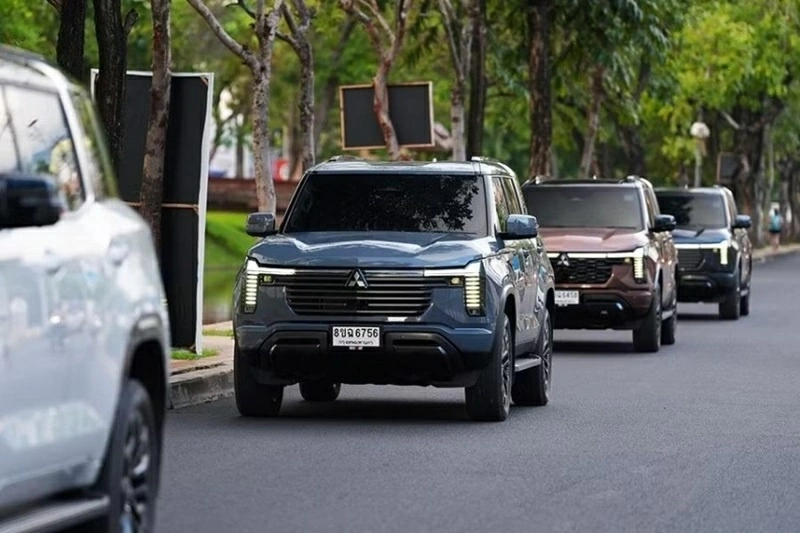 Thái Lan là thị trường đầu tiên mở bán và bàn giao Mitsubishi Pajero thế hệ mới.