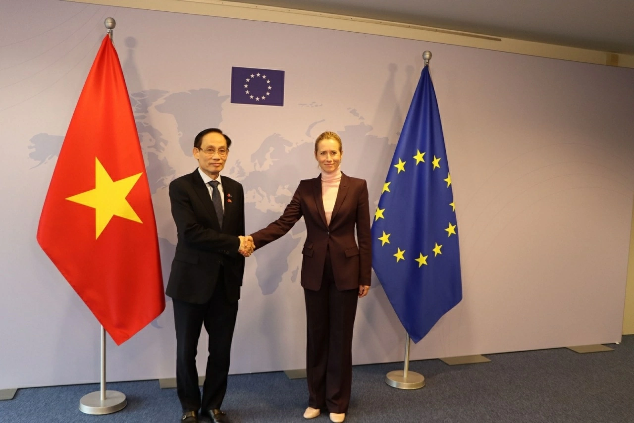 Bộ trưởng Ngoại giao Lê Hoài Trung gặp Đại diện cấp cao EU về Chính sách Đối ngoại và An ninh Kaja Kallas