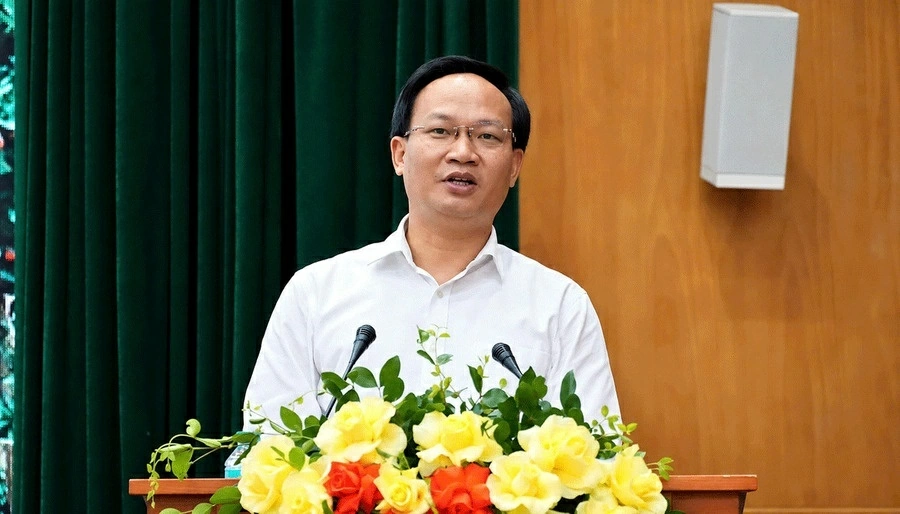 Phó Chủ tịch UBND thành phố Phạm Văn Thịnh phát biểu kết luận tại hội nghị (bacninh.gov.vn).
