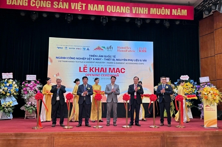 8 quốc gia và vùng lãnh thổ tham gia giao thương tại HanoiTex & HanoiFabric 2026