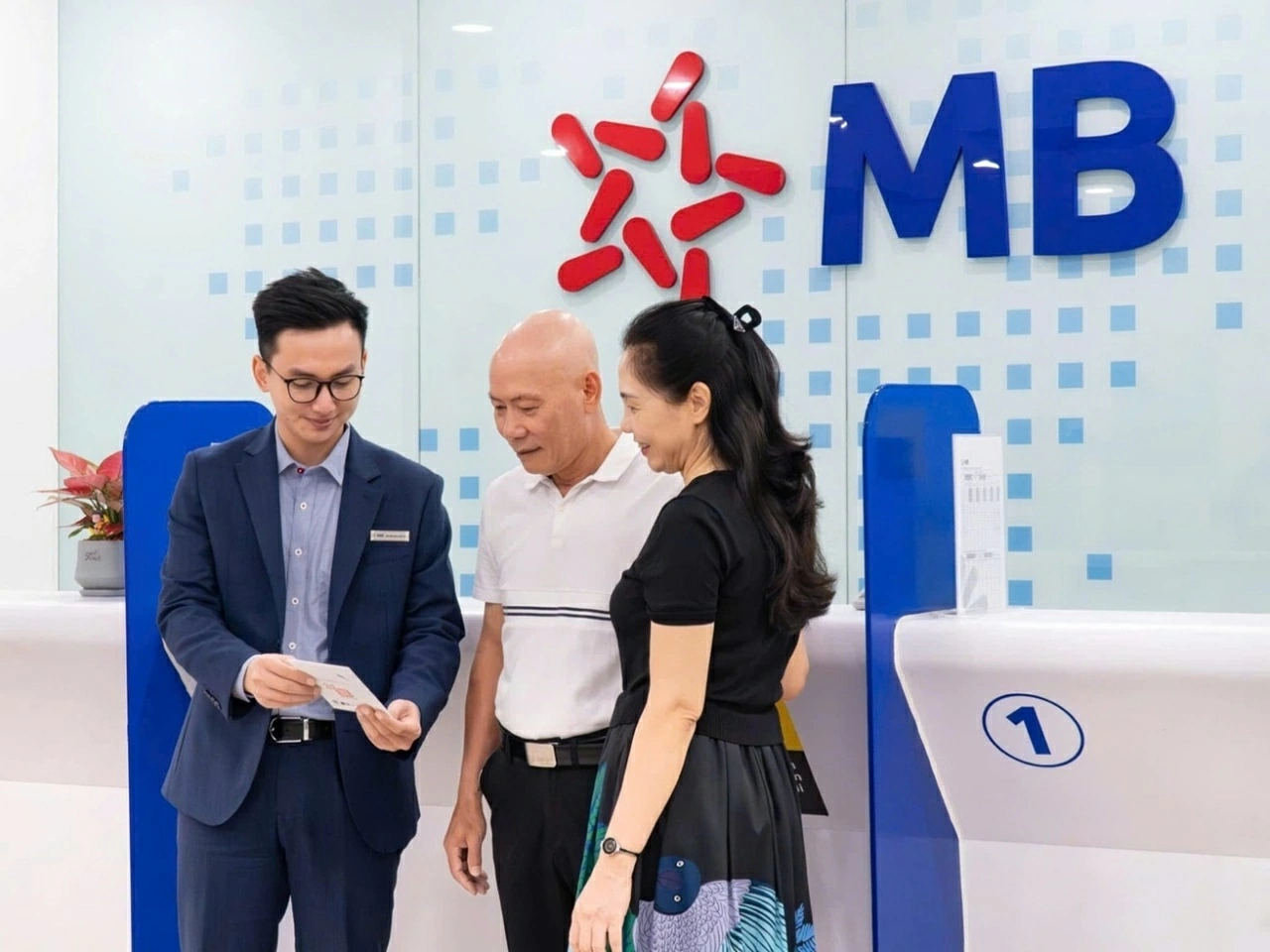 MB giảm lãi suất cho vay tới 2%/năm, đồng hành cùng doanh nghiệp và người dân thúc đẩy tăng trưởng kinh tế.