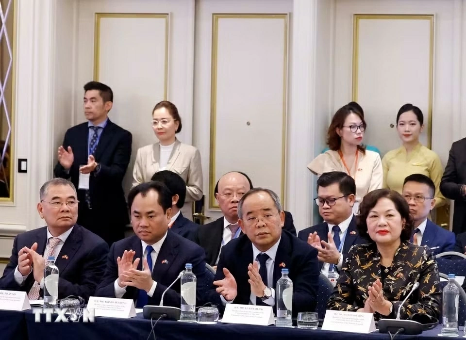 Tổng Bí thư, Chủ tịch nước Tô Lâm dự tọa đàm cấp cao với lãnh đạo doanh nghiệp tiêu biểu châu Âu và Bỉ