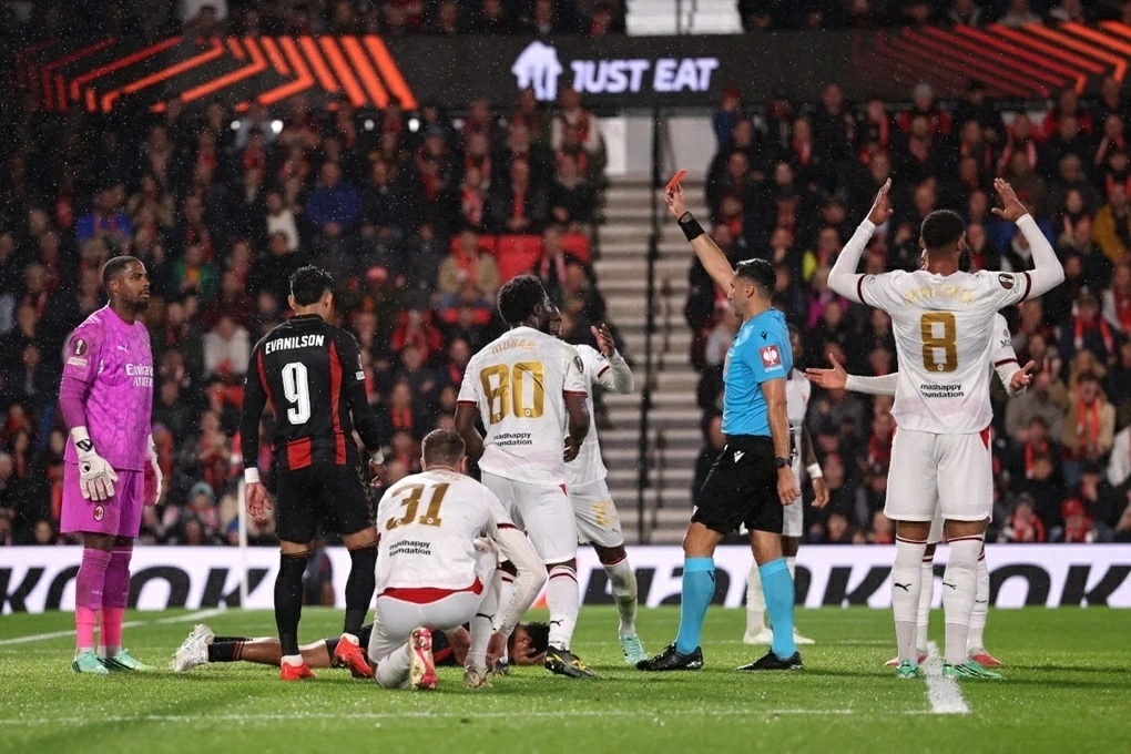 Kết quả bóng đá Europa League hôm nay: AC Milan thất bại 0-3, Real Sociedad đại thắng 6-0 Kết quả bóng đá Europa League hôm nay: AC Milan thất bại 0-3, Real Sociedad đại thắng 6-0