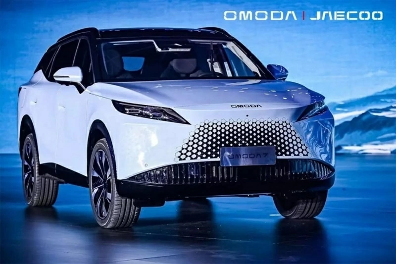 Omoda C7 SHS-H vừa chính thức được giới thiệu tại Hội nghị Người dùng Quốc tế Chery 2026.