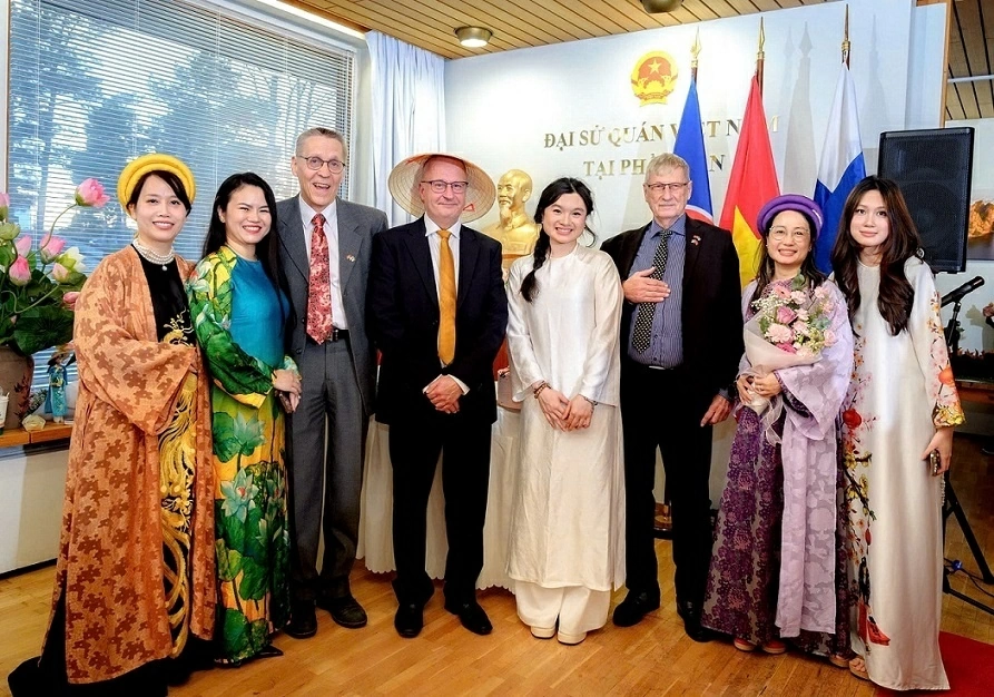 Ra mắt Hội Áo dài Việt Nam tại Phần Lan - hưởng ứng Ngày Văn hóa Việt Nam, gắn với Ngày hội Đại đoàn kết dân tộc năm 2026