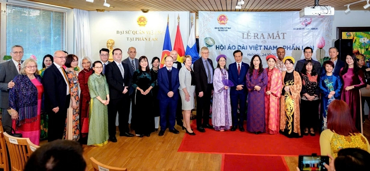 Ra mắt Hội Áo dài Việt Nam tại Phần Lan - hưởng ứng Ngày Văn hóa Việt Nam, gắn với Ngày hội Đại đoàn kết dân tộc năm 2026