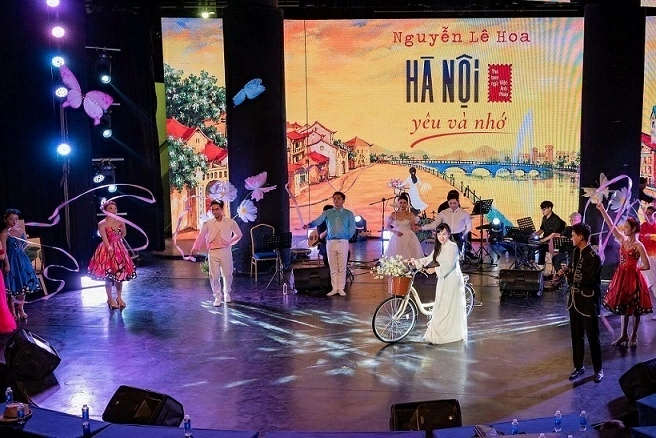 Hà Nội và tiếng lòng của người con xa xứ