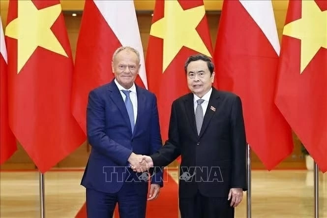 Chủ tịch Quốc hội Trần Thanh Mẫn hội kiến Thủ tướng Ba Lan Donald Tusk. (Nguồn: TTXVN) Chủ tịch Quốc hội Trần Thanh Mẫn hội kiến Thủ tướng Ba Lan Donald Tusk. (Nguồn: TTXVN)
