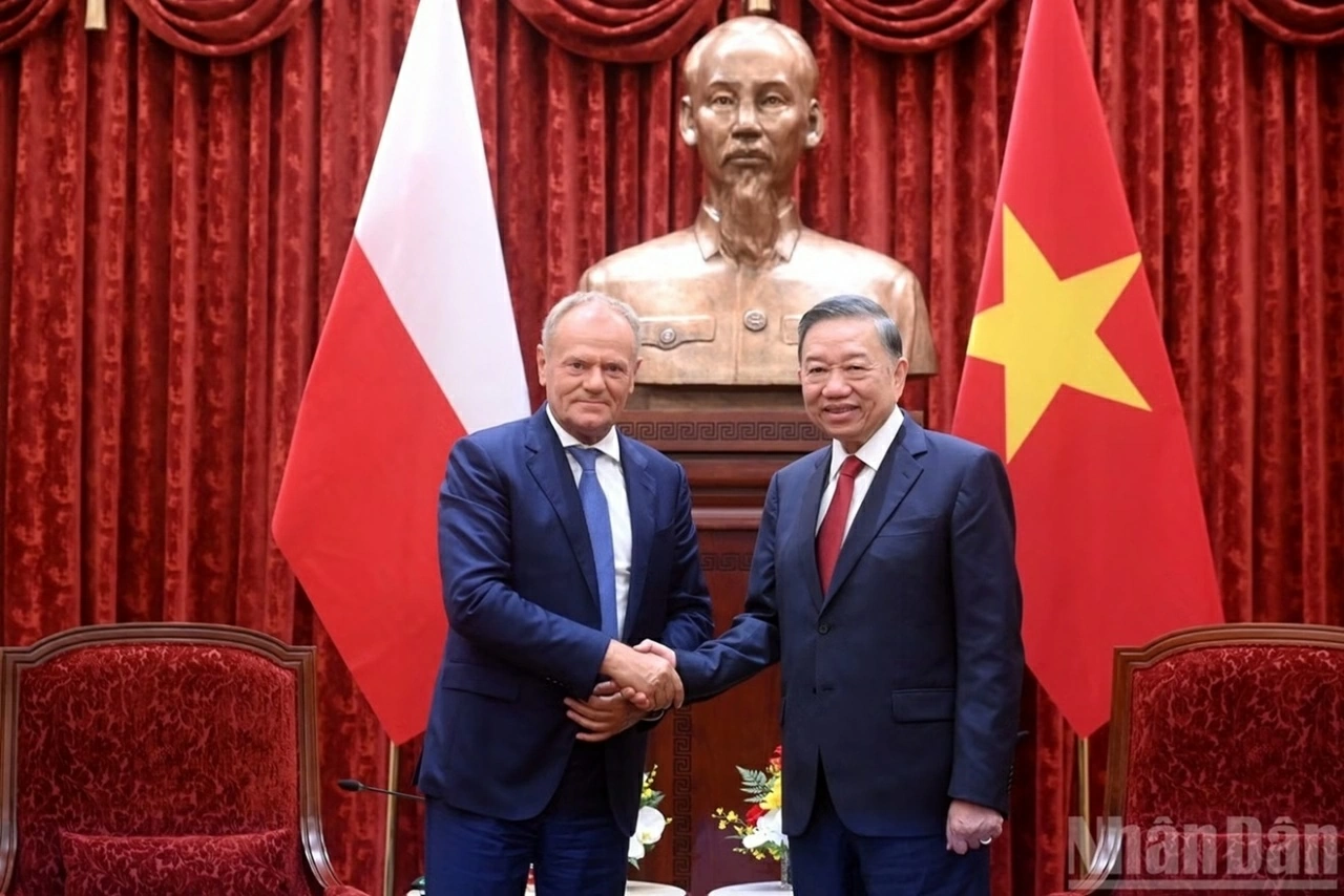 Ý nghĩa và kết quả nổi bật trong chuyến thăm Việt Nam của Thủ tướng Ba Lan Donald Tusk Ý nghĩa và kết quả nổi bật trong chuyến thăm Việt Nam của Thủ tướng Ba Lan Donald Tusk