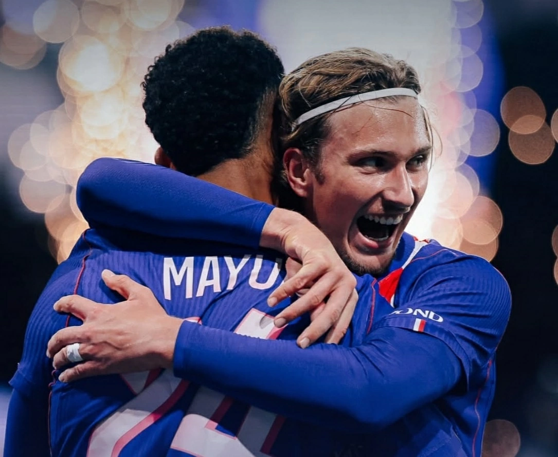 Thắng Lyon, PSG chính thức độc chiếm đỉnh bảng xếp hạng Ligue 1 Thắng Lyon, PSG chính thức độc chiếm đỉnh bảng xếp hạng Ligue 1