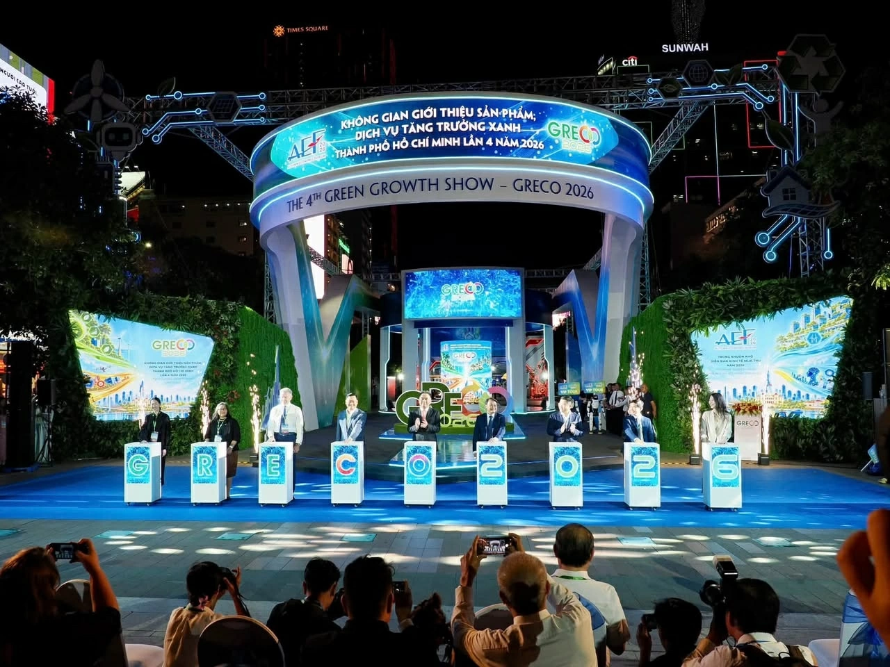 Những hình ảnh ấn tượng tại Diễn đàn Kinh tế mùa Thu 2026