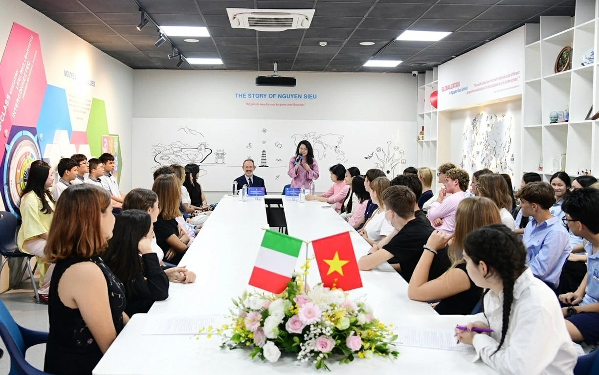 Thế hệ trẻ - nhịp cầu nối dài tình hữu nghị Việt Nam và Italy Thế hệ trẻ - nhịp cầu nối dài tình hữu nghị Việt Nam và Italy