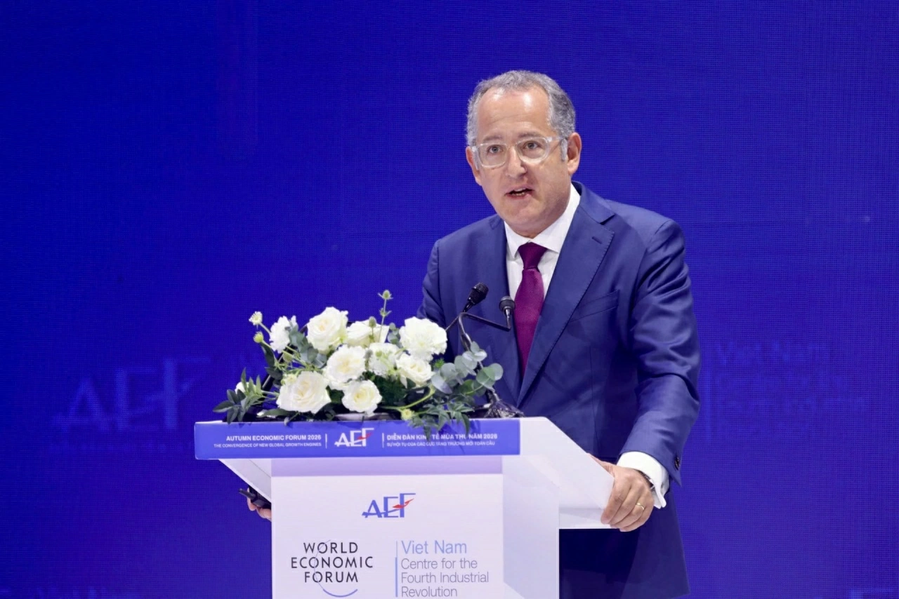 Ông Denis Depoux, Giám đốc Điều hành Toàn cầu, Roland Berger phát biểu tham luận. (Nguồn: BTC) Ông Denis Depoux, Giám đốc Điều hành Toàn cầu, Roland Berger phát biểu tham luận. (Nguồn: BTC)