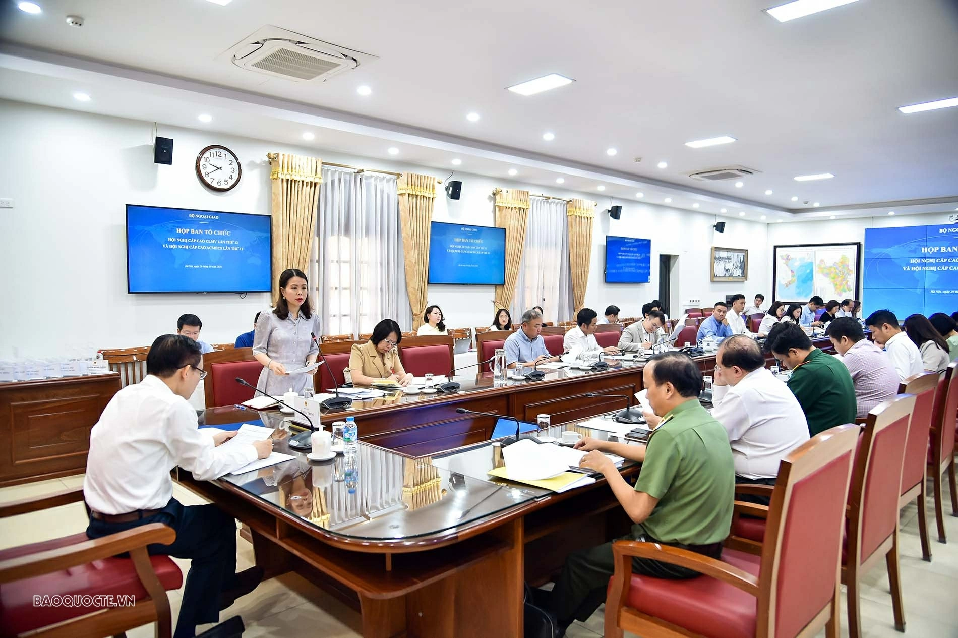 Bộ trưởng Ngoại giao Lê Hoài Trung chủ trì cuộc họp Ban Tổ chức Hội nghị cấp cao CLMV 12 và ACMECS 11