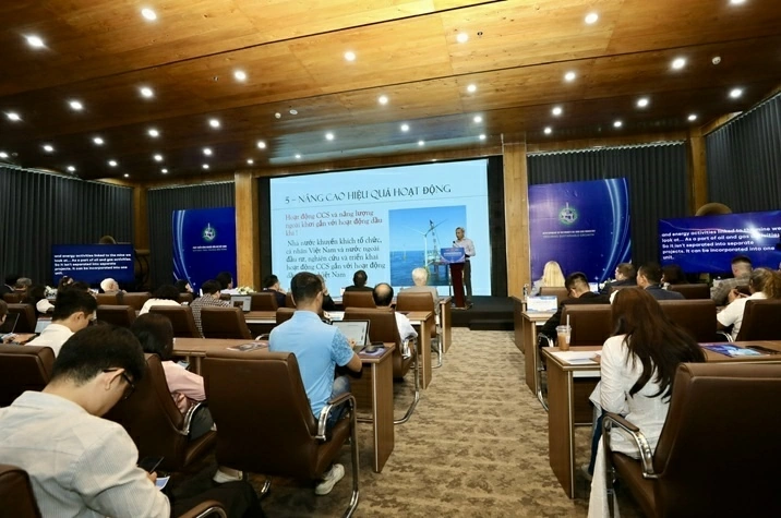 Phát triển công nghiệp dầu khí Việt Nam: Khơi thông dòng vốn đầu tư và thúc đẩy chuyển dịch năng lượng xanh