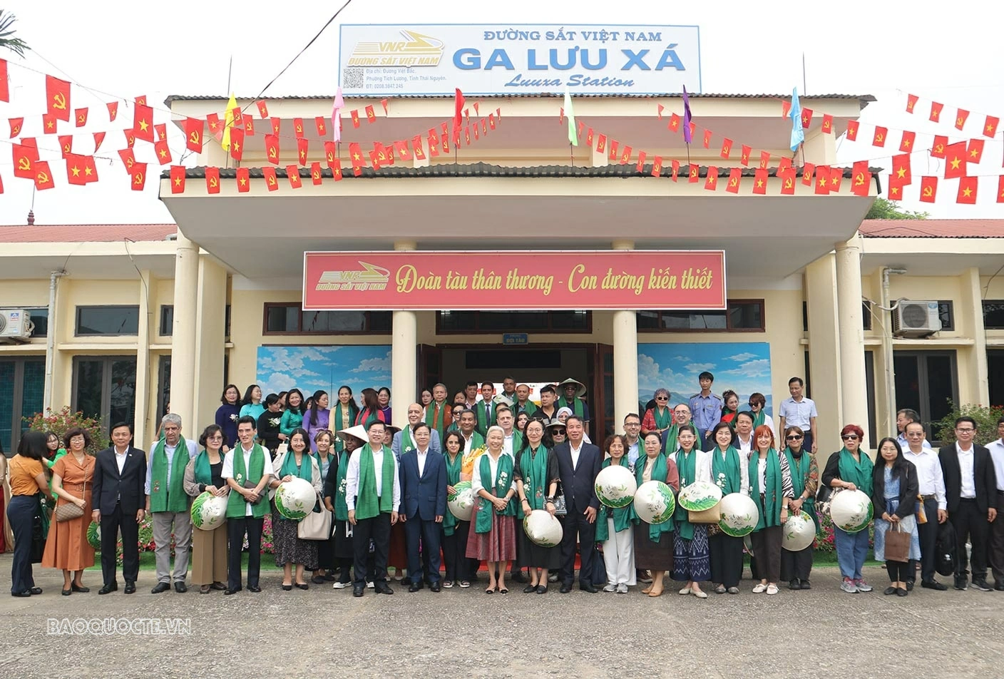 Phu nhân của Bộ trưởng Ngoại giao Lê Hoài Trung, bà Lê Nguyệt Anh