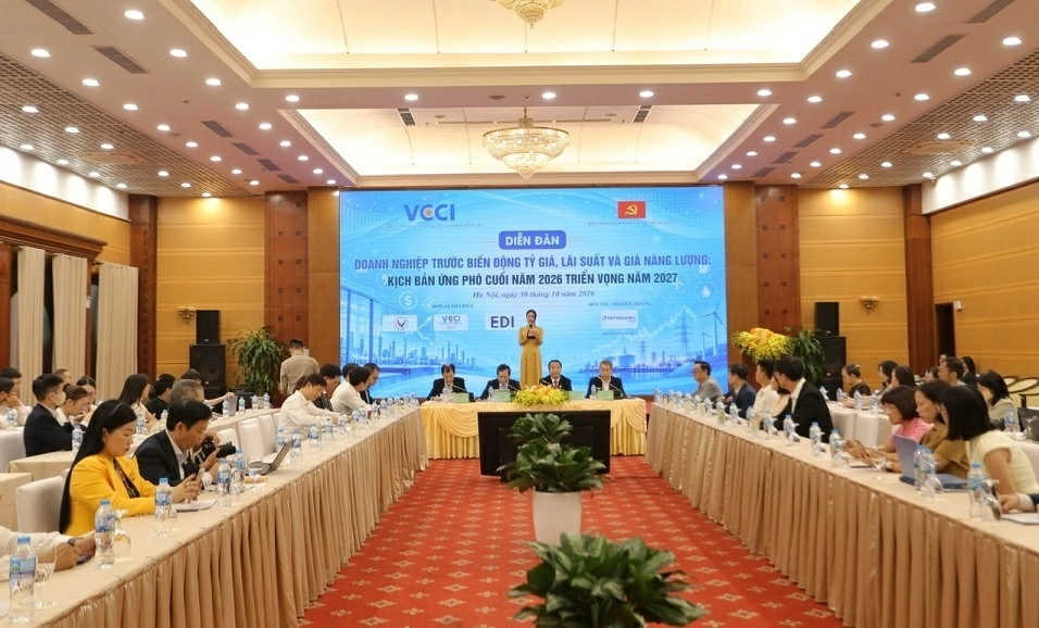 Lên kịch bản cho doanh nghiệp ứng phó với biến động tỷ giá, lãi suất và giá năng lượng