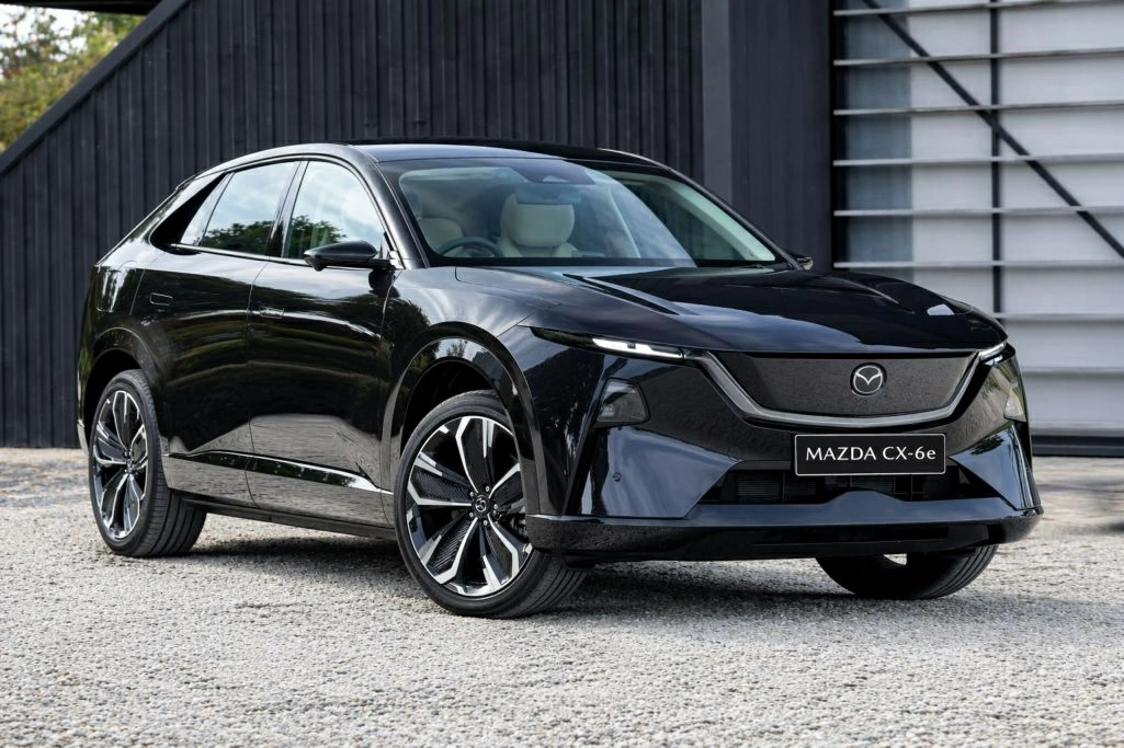 Mazda CX-6e được đưa về Thái Lan theo hình thức nhập khẩu.