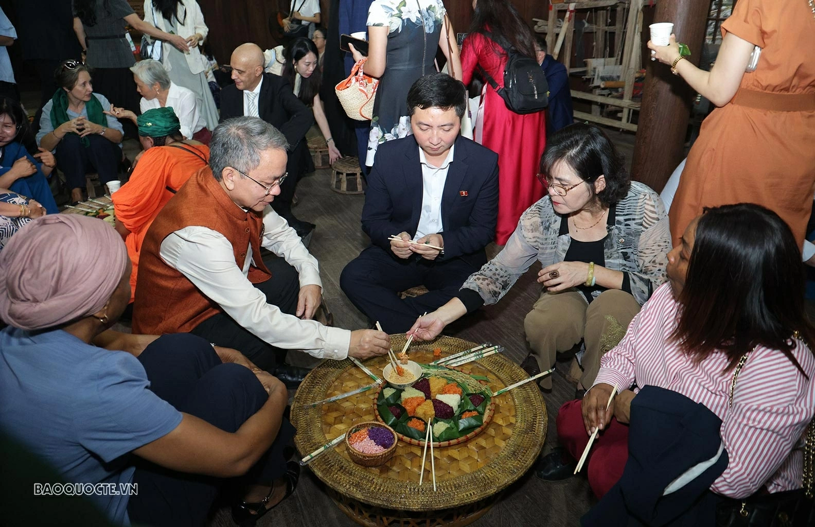 Đại sứ các nước ấn tượng với văn hóa và tiềm năng du lịch Thái Nguyên