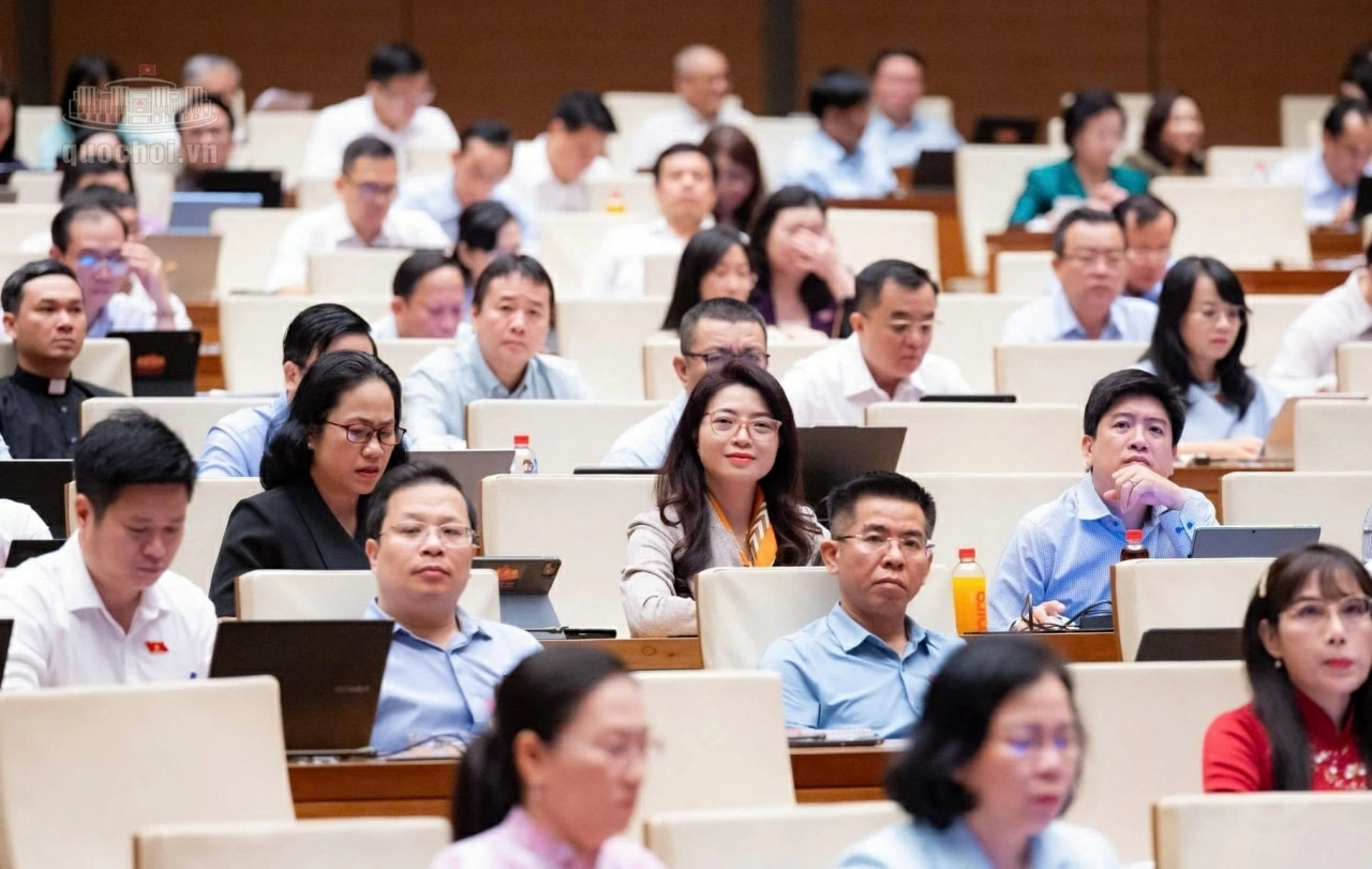 Đại biểu Quốc hội đề xuất các giải pháp hiện thực hóa mục tiêu tăng trưởng hai con số