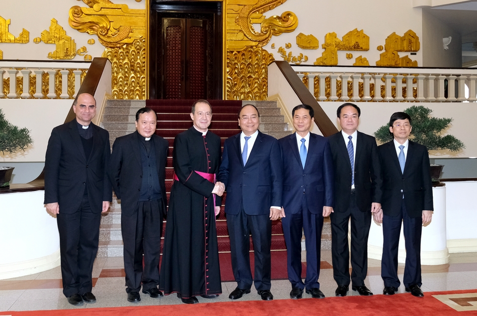 holy see always wants stronger relations with vietnam official