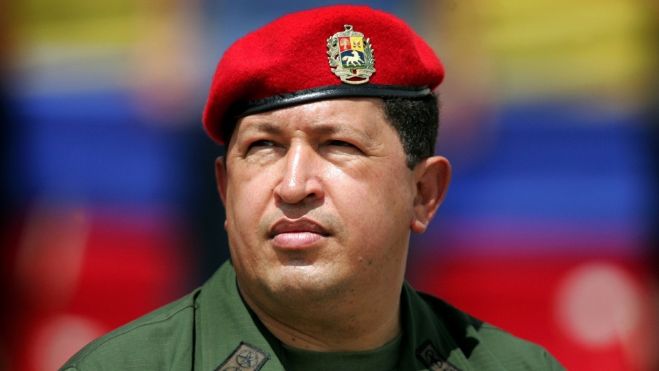 photo exhibition on hugo chavez frias opens in ha noi