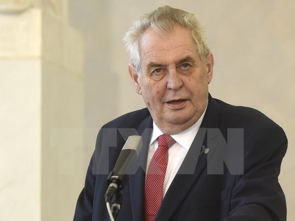 czech president starts state visit to vietnam