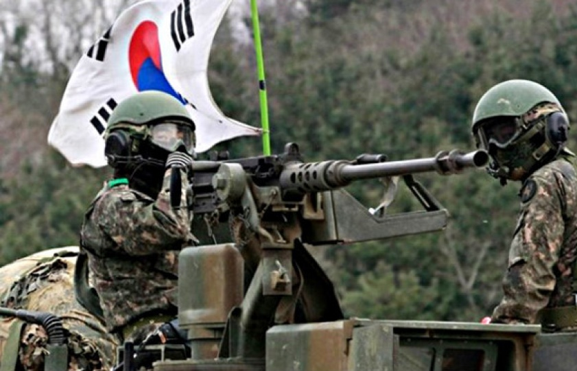 Triều Tiên phóng tên lửa, Hàn Quốc tăng ngân sách quốc phòng