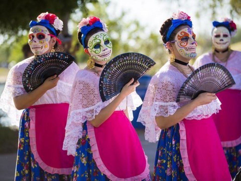 den mexico dung nham le hoi nguoi chet voi halloween