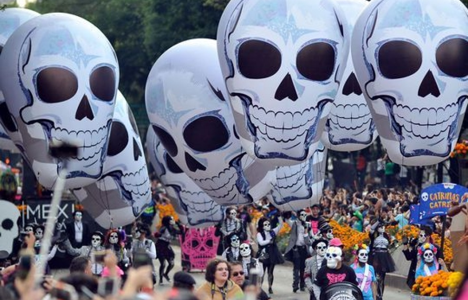 Đến Mexico, đừng nhầm "Lễ hội của người chết" với Halloween