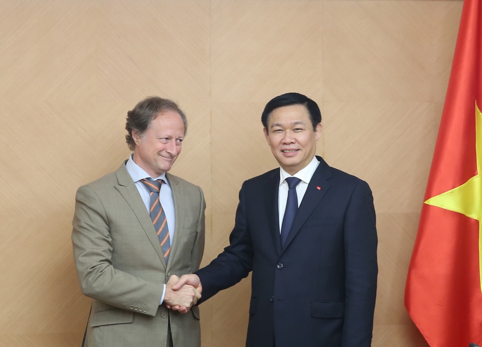 eu vietnam fta needs to balance interests deputy pm