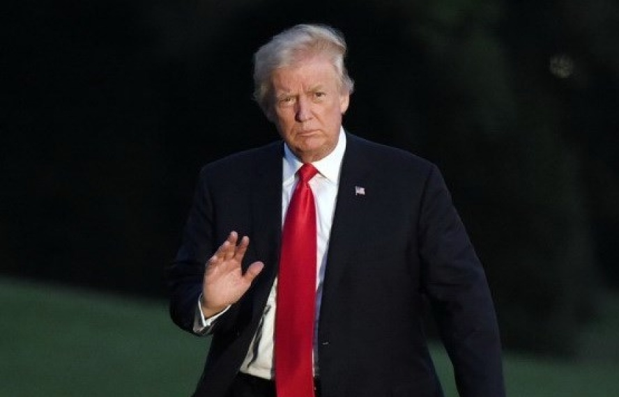 Mỹ: Tổng thống Trump bác bỏ kết quả thăm dò của hai báo lớn